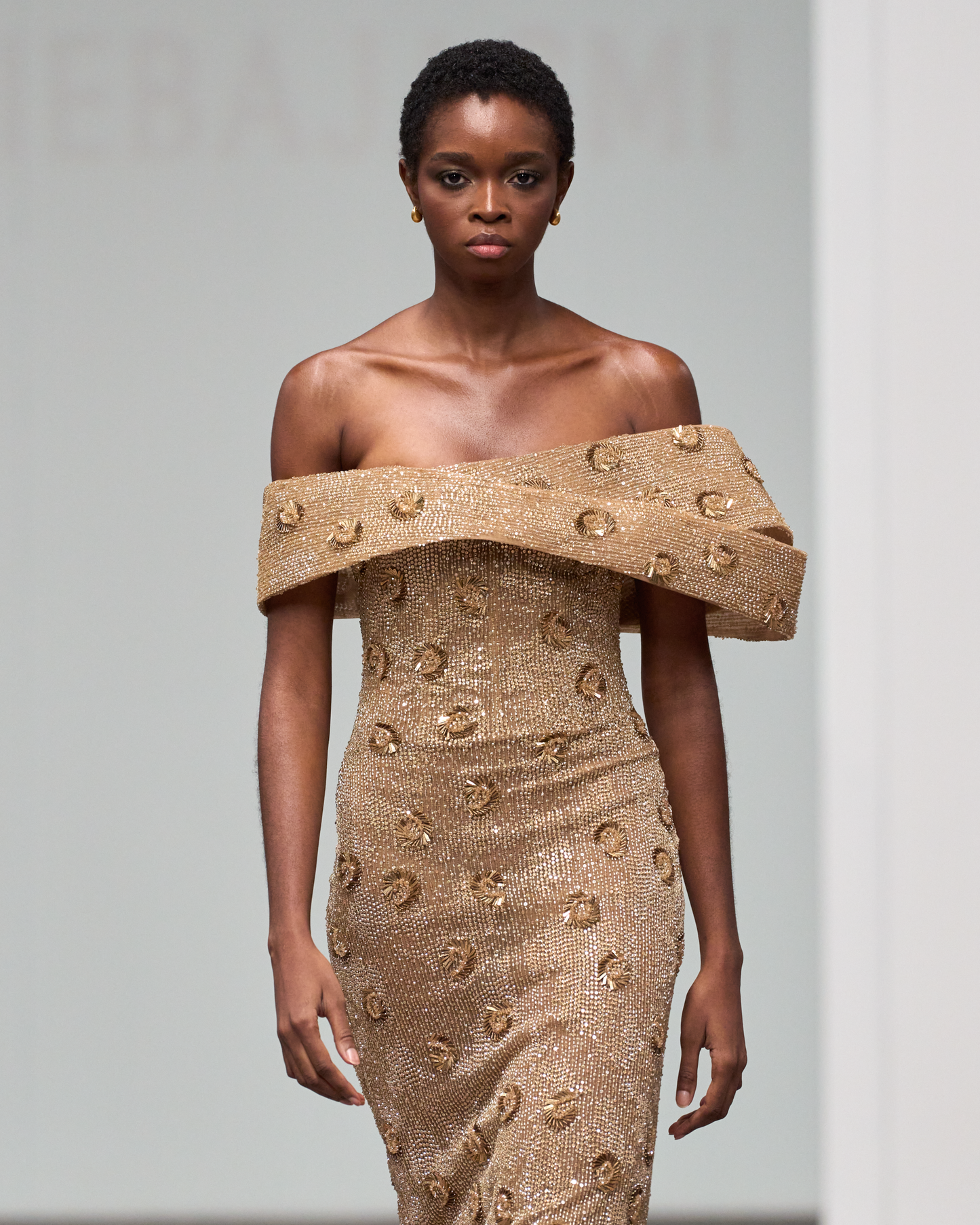 Gold maxi fitted off-shoulder dress - I-HJ 119