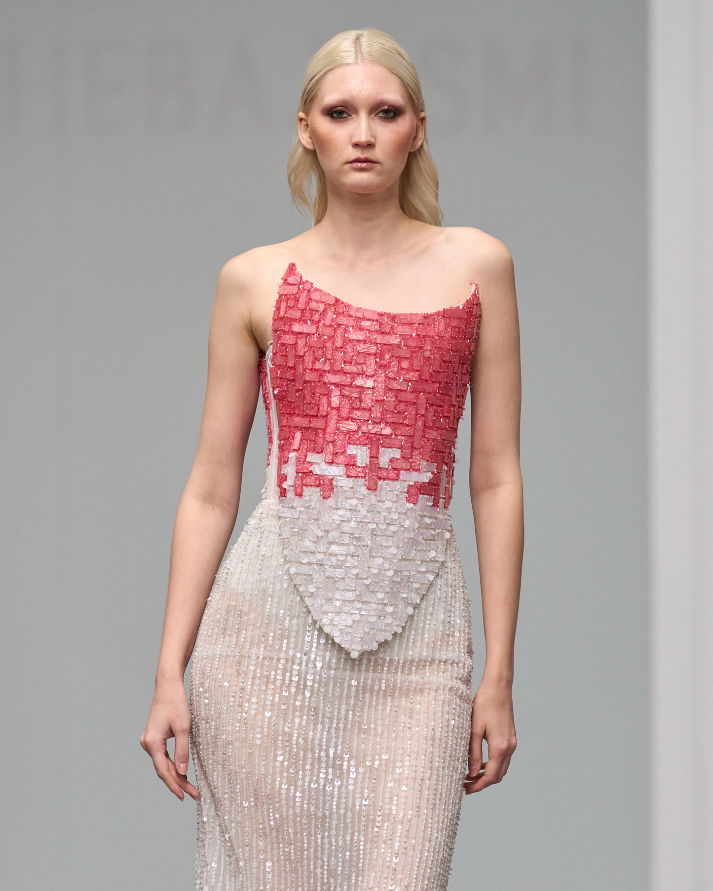 Corset fitted dress beaded with tiles and sequins - I-HJ 126