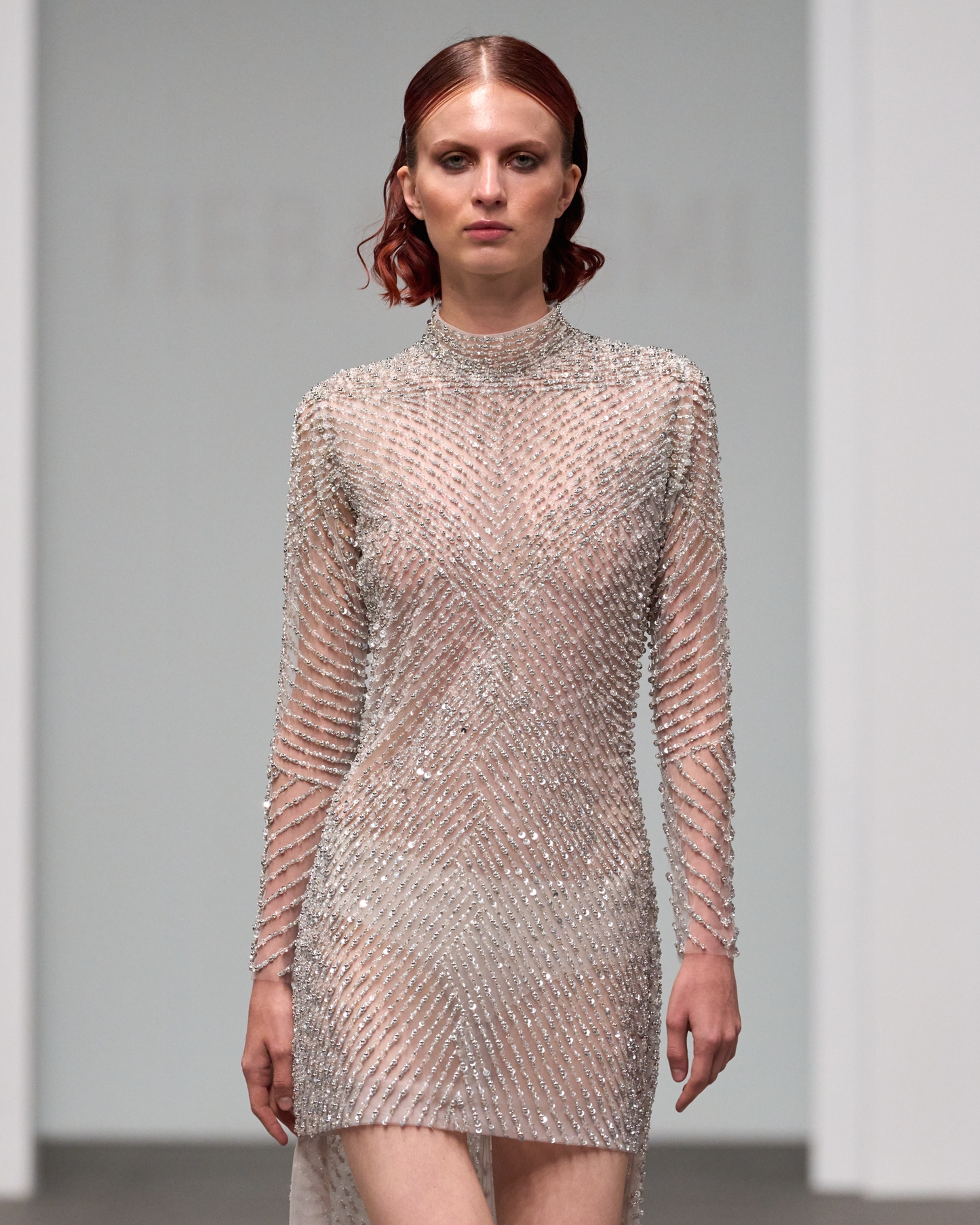 Straight mini silver and white dress - HJ 115