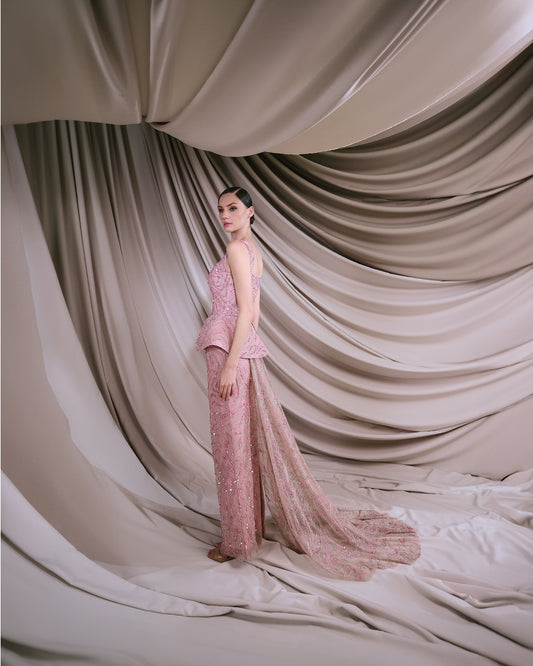 Pink embroidered lace shaped in a sleeveless dress - G-HJ 92